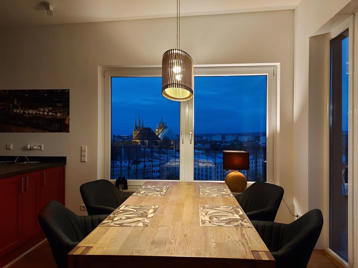 At The Top - Penthouse Ueber Den Daechern Der Stadt エアフルト エクステリア 写真